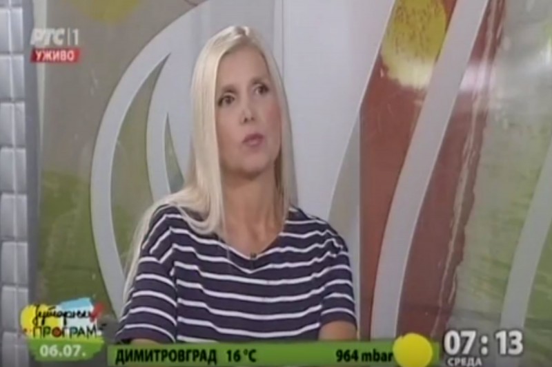 Samo jedan mali savet koji ponavljam urednici spoljne rubrike informativnog programa RTS Tini Bilankov, koja očigledno mnogo zna, samo -  „keep it simple“ -  premnogo je detalja